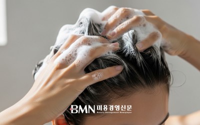 샴푸 습관이 두피 건강 좌우…올바른 세정법이 중요한 이유