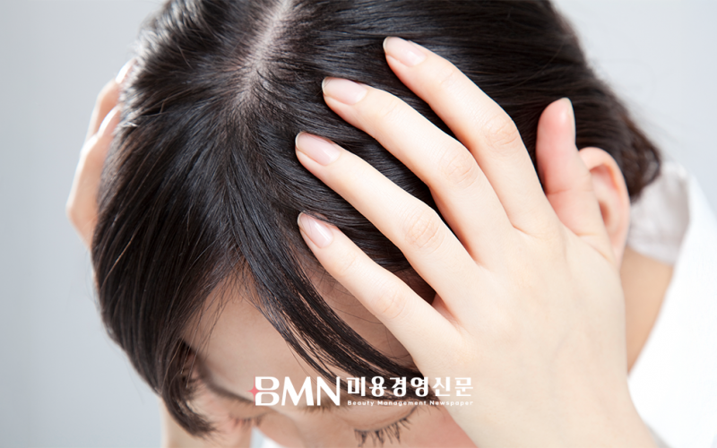 "탈모는 피부 노화의 연장선"... MZ세대 주목하는 두피 안티에이징 시대
