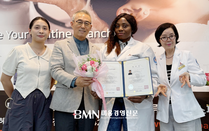 K-두피케어 배우러 한국 찾은 카메룬 뷰티 전문가... 에코바이오의학연구소 방문