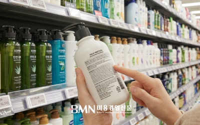 “좋다는 샴푸 다 써봤는데…” 두피 관리가 안 되는 사람들의 공통점